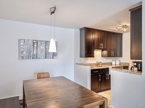 5th image of 411 S Old Woodward Ave Unit 529