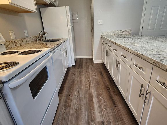 5th image of 2109 W St APT 3