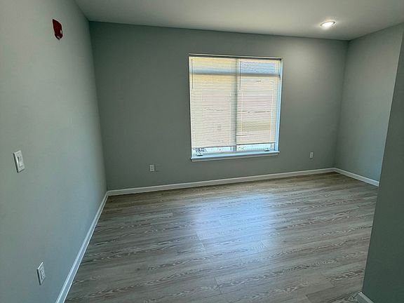 5th image of 115-117 Hamilton Ave