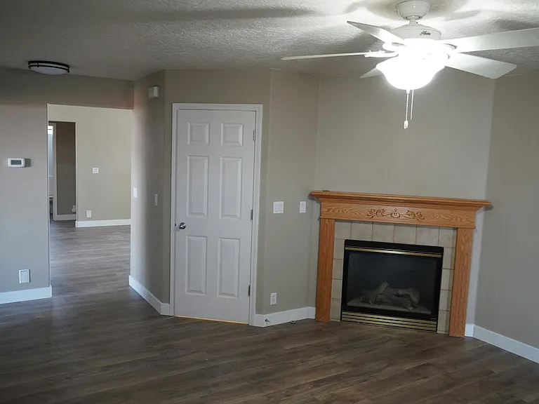 2000 E Doberman Dr #1 — Photo 22