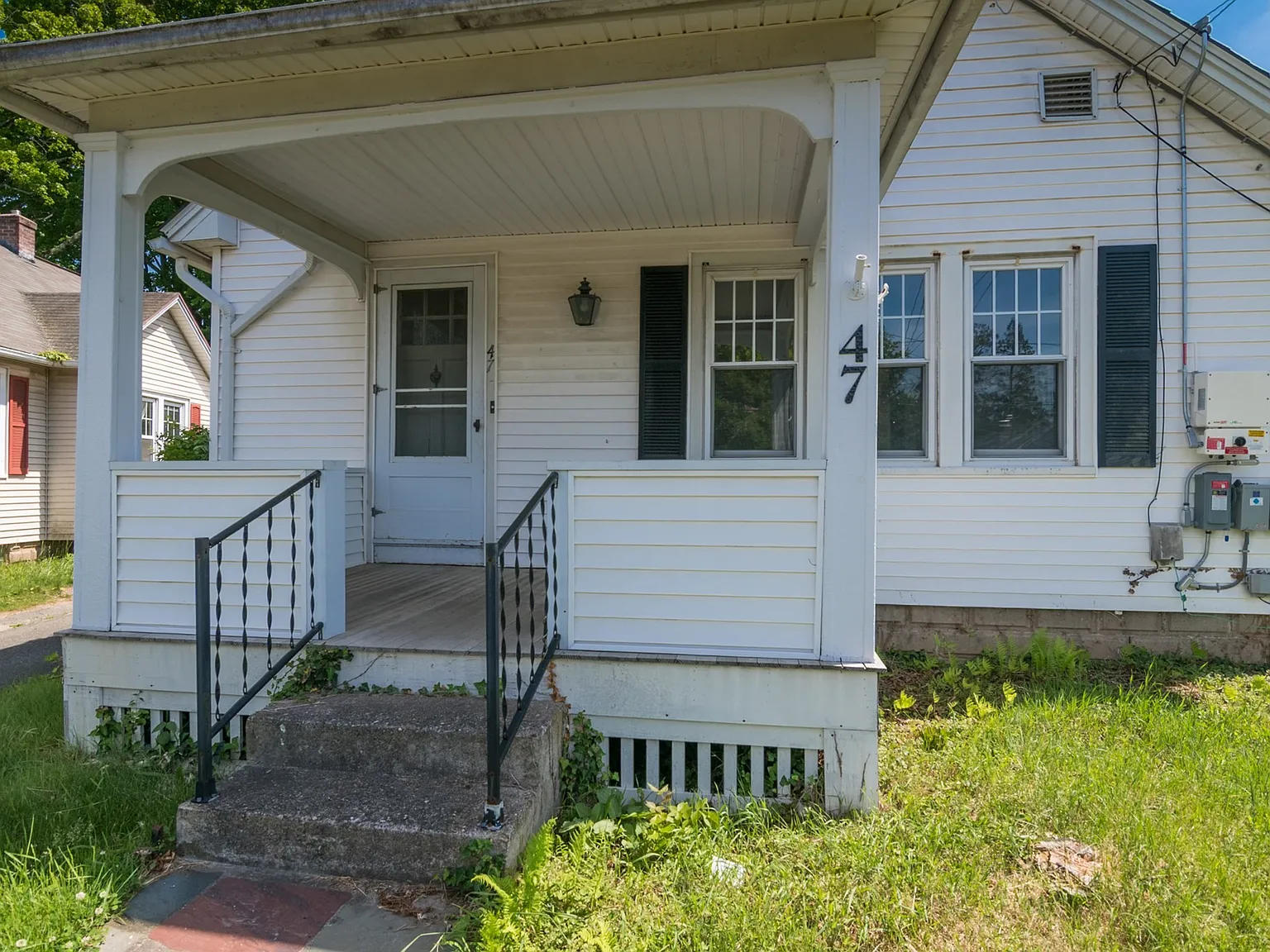 3 bed, 1.5 bath, 2012 sqft, $2,500 — Photo 2
