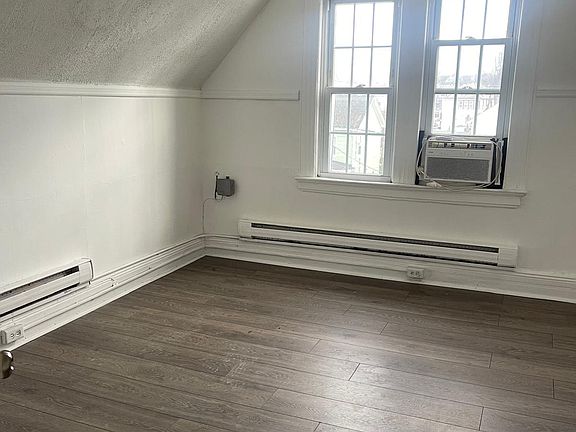 2nd image of 26 Ella St APT 3
