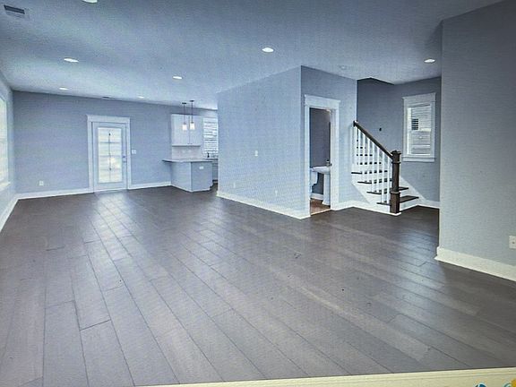 5th image of 2405B Dowlan St #2405B
