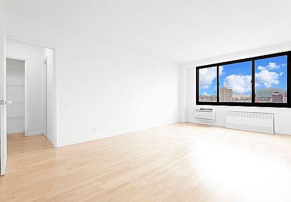 3rd image of 470 Lenox Ave APT 12H