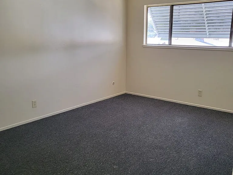3627 Santa Ana St — Photo 7
