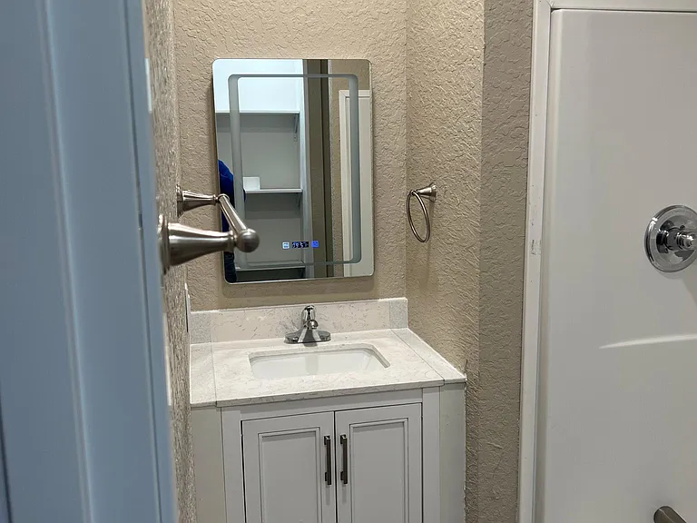 213 Pinecrest Dr — Photo 6