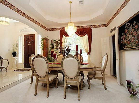 5th image of 908 Lahinch Cir
