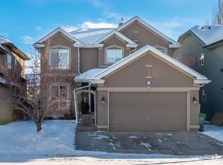 178 NW Cranwell Close SE, Calgary, AB T3M1A9