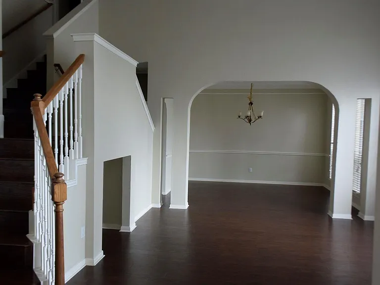 901 Carnegie Ct — Photo 6