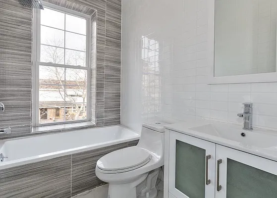 Sold by R New York | media 15