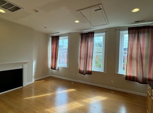 924 N Calvert St APT 3F, Baltimore, MD 21202