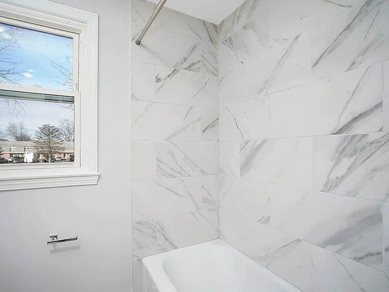 140A60 Union St #60 — Photo 16