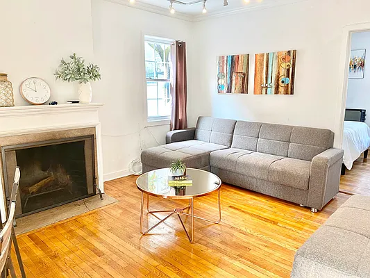 Rented by Strike Realty NY, LLC | media 1