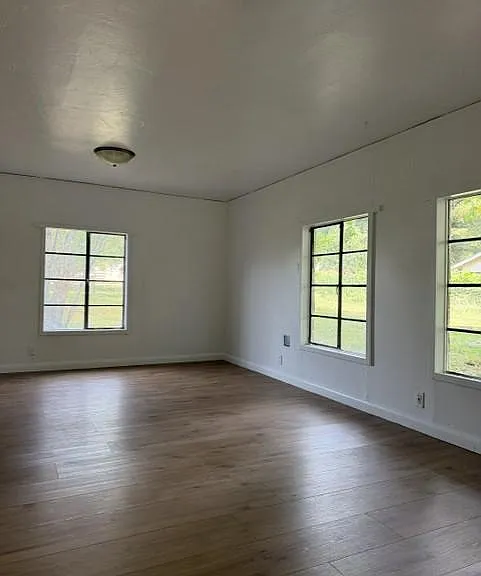 6580 Williams Hwy #D — Photo 12