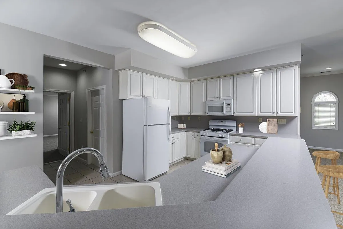 Building Photo - Springhouse Townhomes