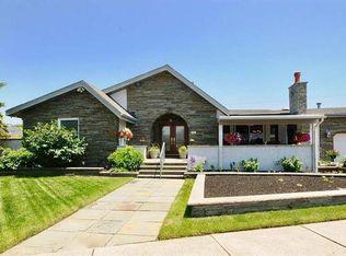 701 Bobby Jones Rd, Brigantine, NJ 08203