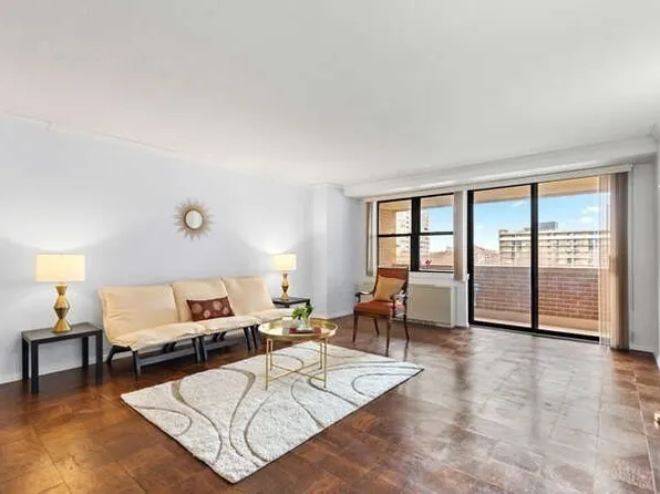 2 Hawthorne Pl APT 6D, Boston, MA 02114