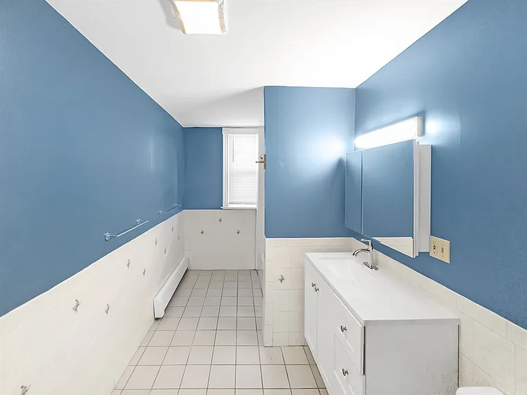 306 Centre St #3 — Photo 9