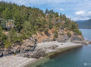 315 Evergreen Way, Olga, WA 98280