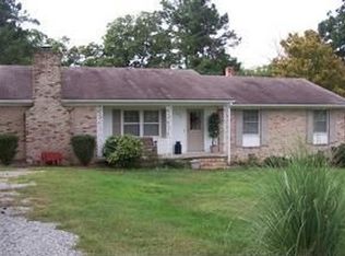 394 Farrar St, Keysville, VA 23947