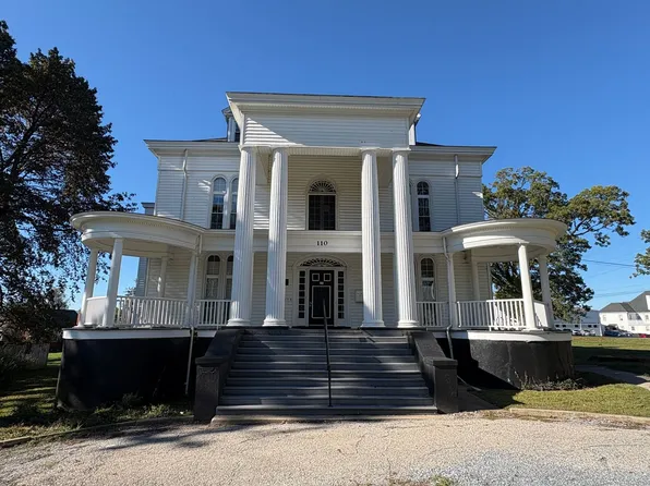 110 Langhorne Ln, Lynchburg, VA