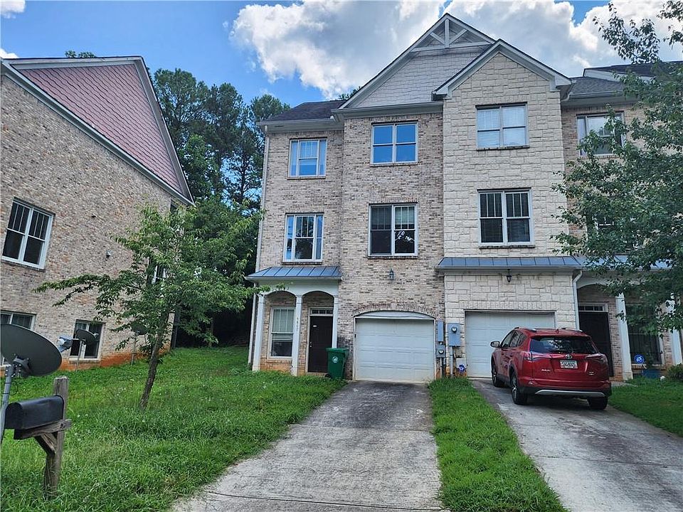 1st image of 4867 Pinnacle Dr