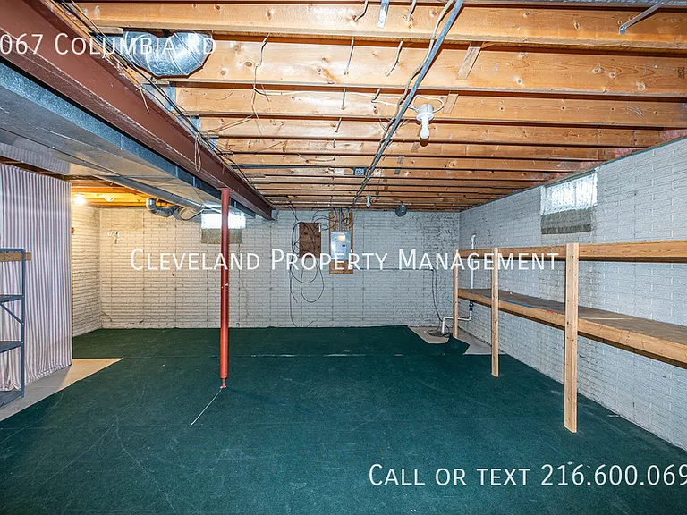 2067 Columbia Rd — Photo 18