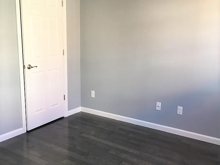 2237 Sears St — Photo 9