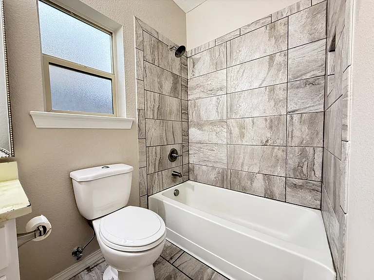 1028 Flyer Pl — Photo 22