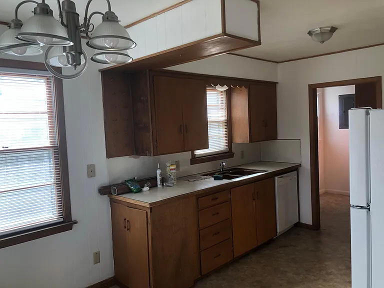 1902 Chesterfield St #1 — Photo 6