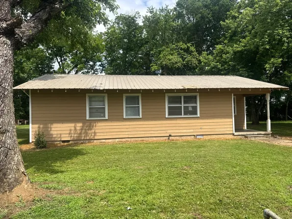 106 Vaughn St, Clarksville, AR 72830