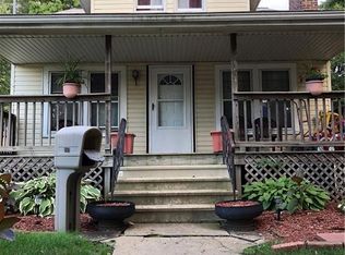 363 Brittain Rd, Akron, OH 44305