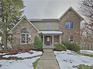 715 Willowcrest Dr, Gibsonia, PA