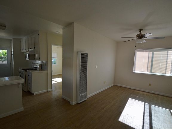 3rd image of 2921 Madison Ave #1/2