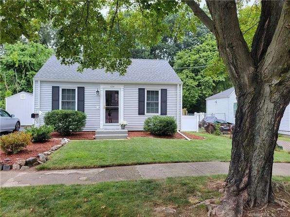 124 Rosewood Avenue, New Haven, CT 06513