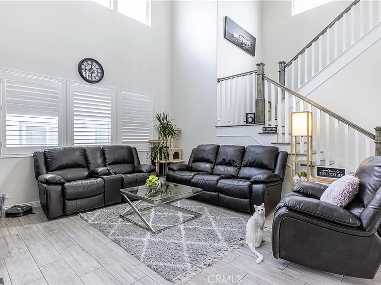 12751 Hazel Ave — Photo 4