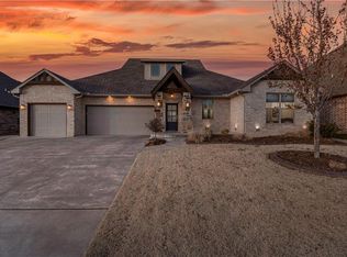 6925 Timber Crest Way, Edmond, OK 73034