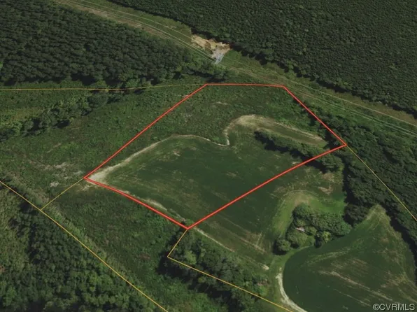 21913 Flatfoot Rd, Stony Creek, VA 23882