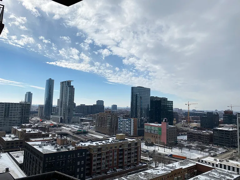 330 N Jefferson St #1806 — Photo 9