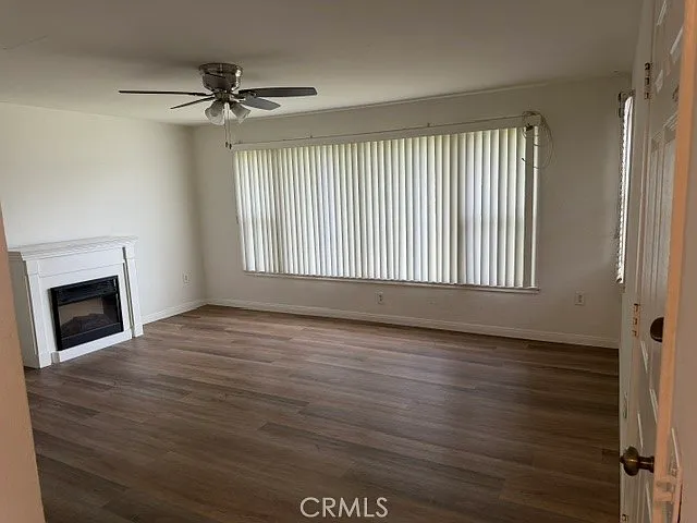 2 bed, 800 sqft, $2,700 — Photo 4
