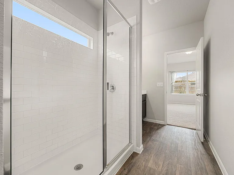 13925 Heywood Dr — Photo 25