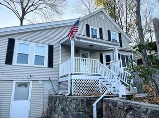 32 Apple St, Lynn, MA 01902