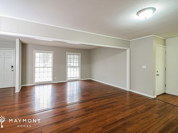 3rd image of 4220 Hillswood Ln
