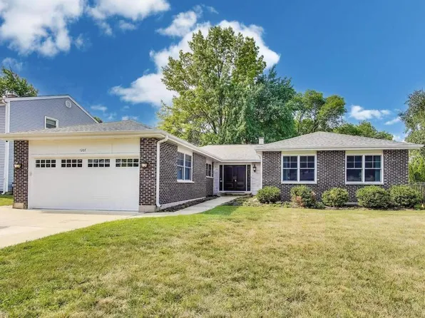 1207 Keating Dr, Arlington Heights, IL 60005