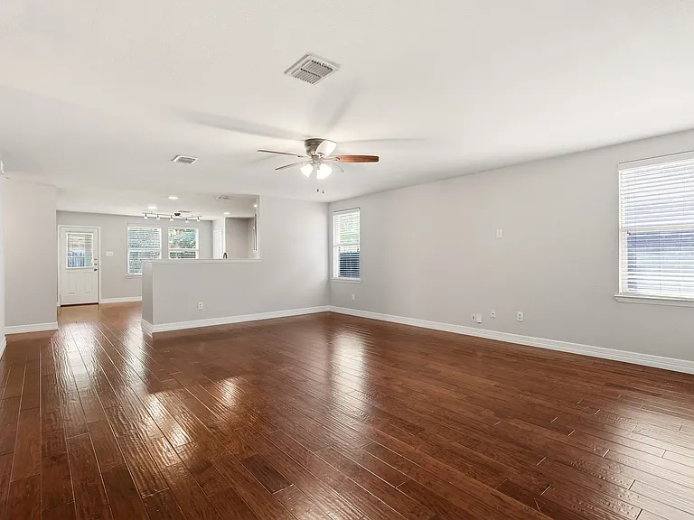12858 Galaxy Dr — Photo 6