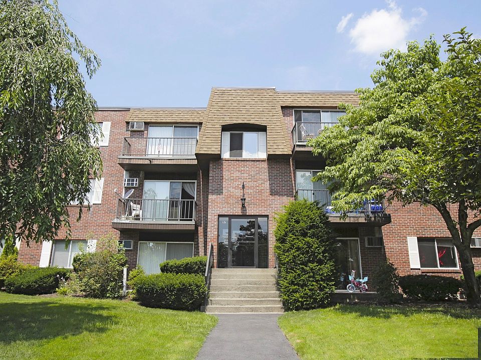 1st image of 5 Centennial Dr APT 7