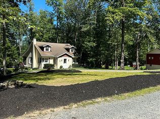 103 Lake Shore Rd, Tafton, PA 18464