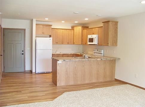 2nd image of 809 7th Ave N APT 312