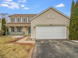 1909 Chestnut Grove Dr, Plainfield, IL 60586