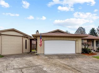 4032 Rosewood St, Longview, WA 98632